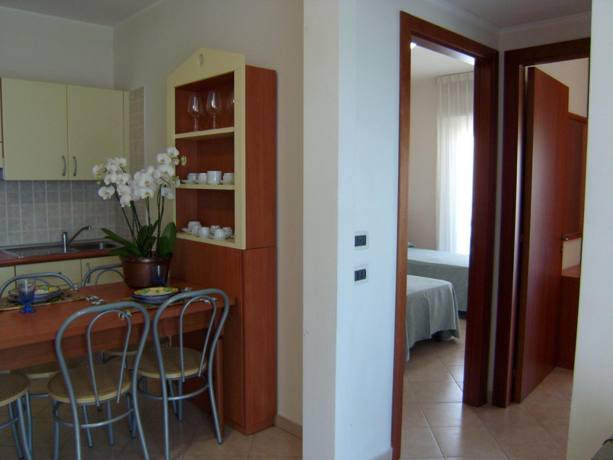 Residence Torre Del Mar Alba Adriatica Rom bilde