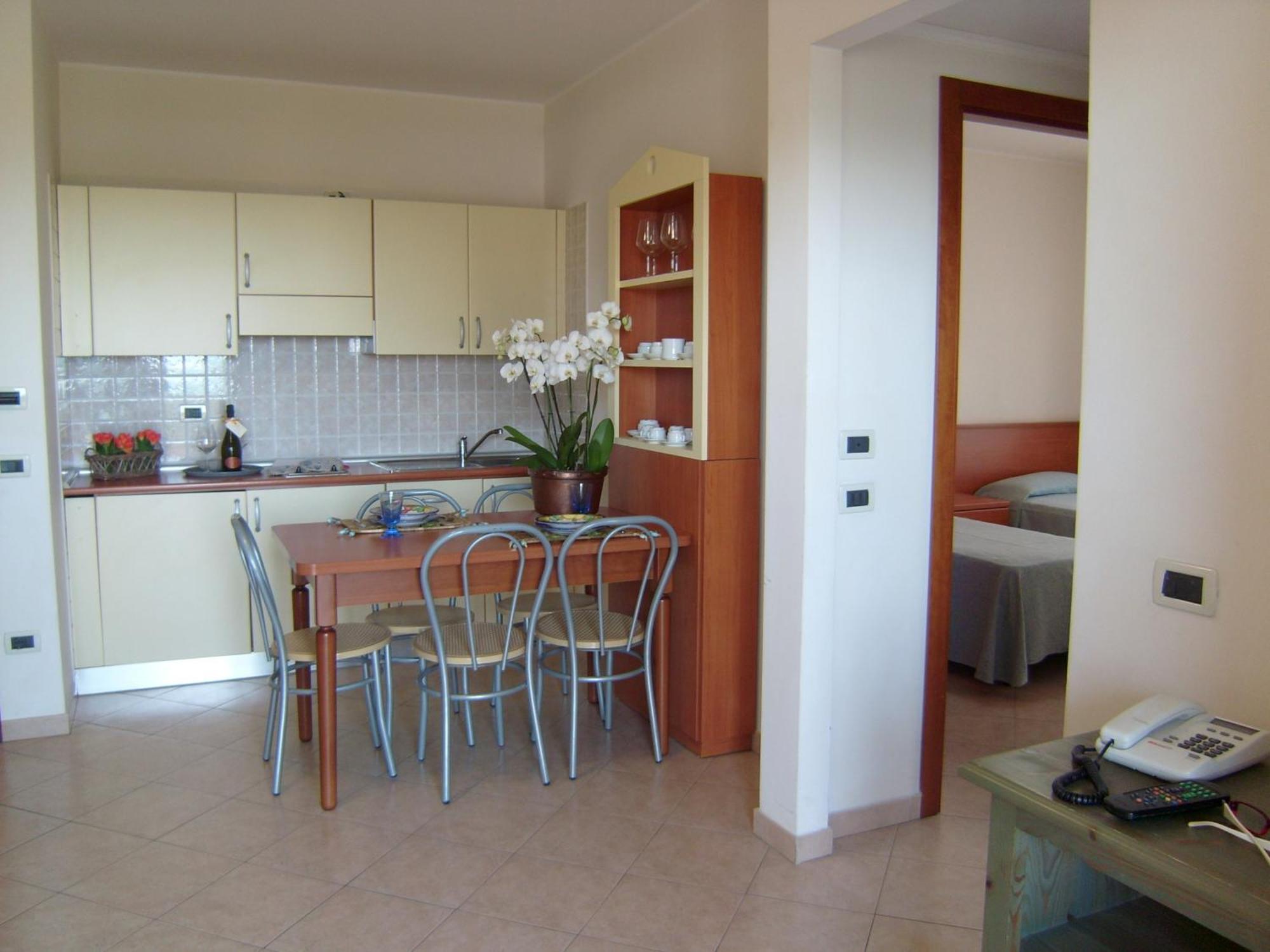 Residence Torre Del Mar Alba Adriatica Rom bilde